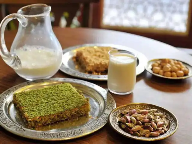 Osmanlı Saray Kadayıfı'nin yemek ve ambiyans fotoğrafları 17