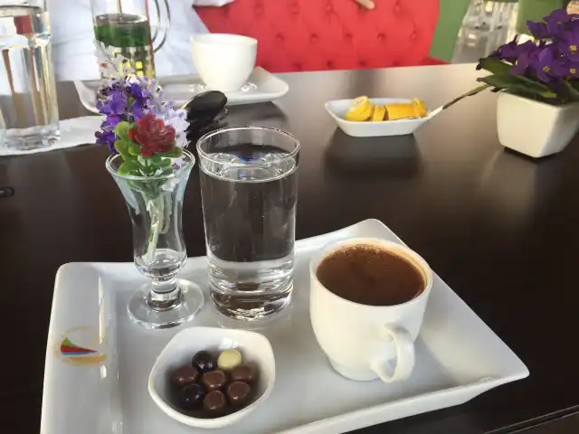 Azerjan Coffee&Bistro'nin yemek ve ambiyans fotoğrafları 17
