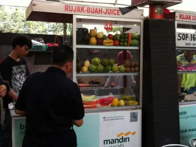 Gambar Makanan Rujak Buah Juice 3