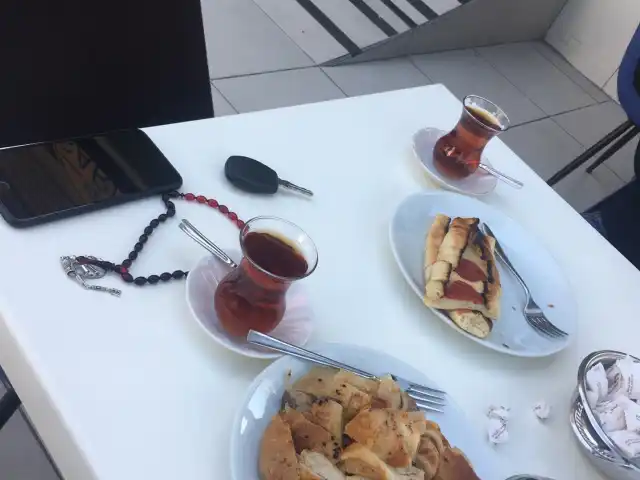 Mehşur Sarıyer Börekcisi'nin yemek ve ambiyans fotoğrafları 4