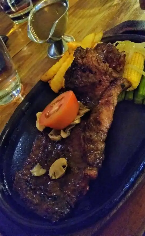 Gambar Makanan Warung Steak Pasadena 2