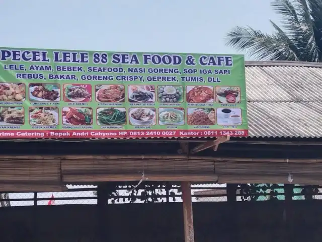 Gambar Makanan Pecel Lele Caffe 88 2