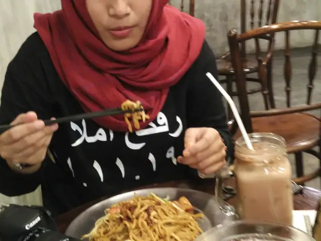 Gambar Makanan Bong Kopitown 5