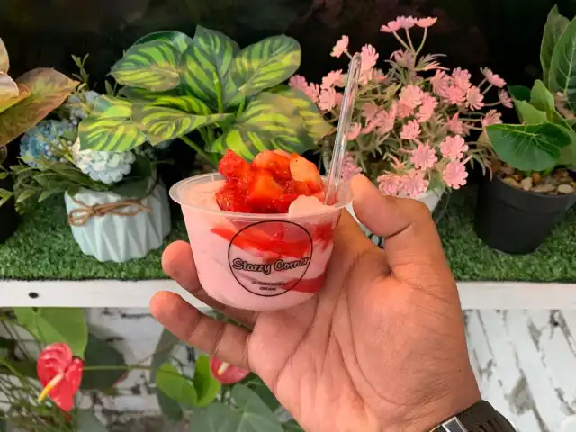 Strawberries Cafe Taman Sedia Food Photo 1