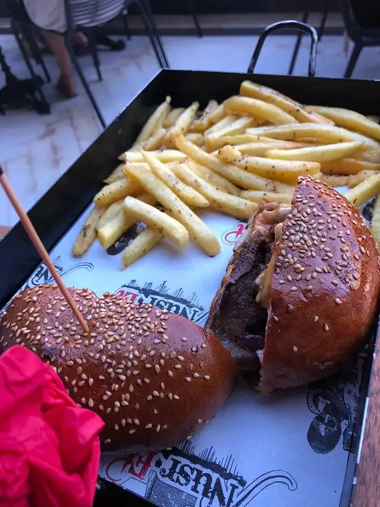 Nusr-Et Burger'nin yemek ve ambiyans fotoğrafları 25