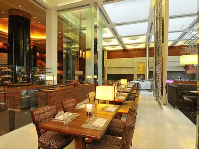 Corniche - Diamond Hotel Food Photo 10