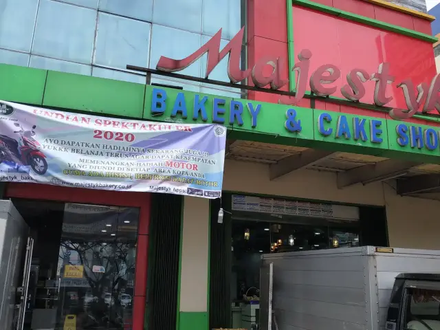 Gambar Makanan Majestyk Bakery & Cakes 7