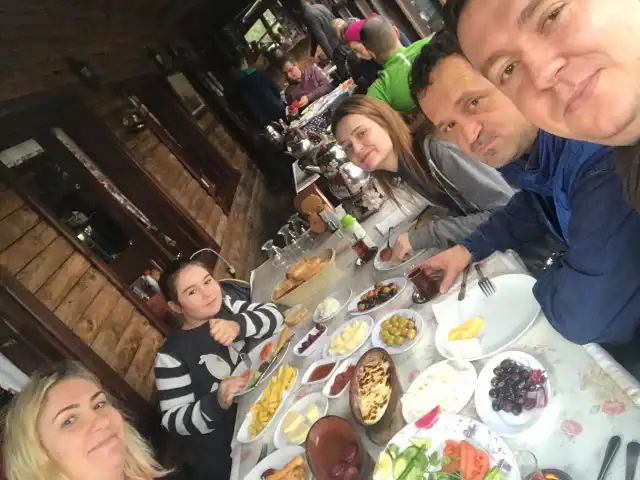 Yenikorupark'nin yemek ve ambiyans fotoğrafları 3