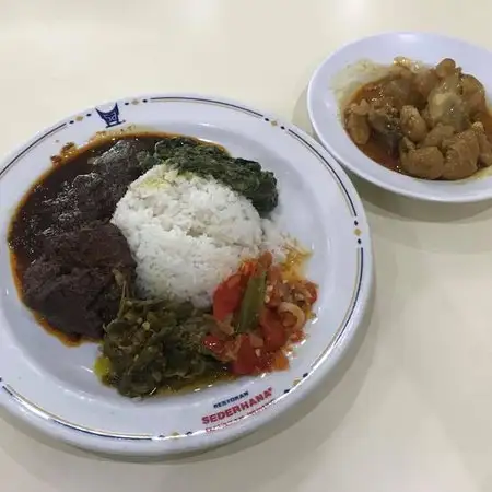 Gambar Makanan Restoran Sederhana 17