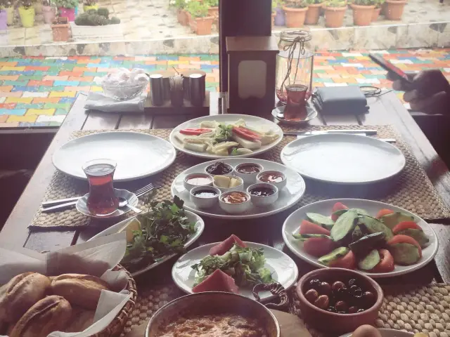 Sakin Bahçe Cafe & Restaurant'nin yemek ve ambiyans fotoğrafları 18