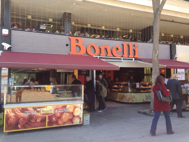 Bonelli'nin yemek ve ambiyans fotoğrafları 79