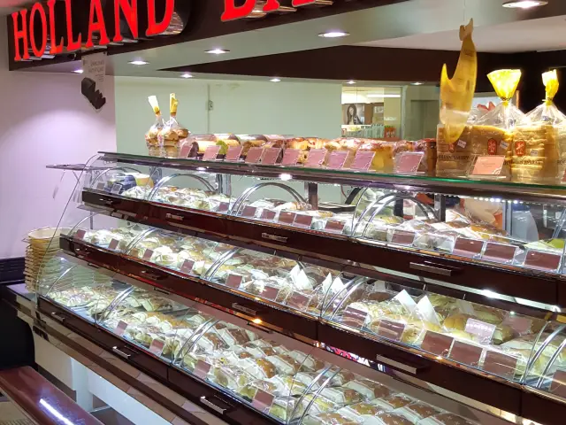 Gambar Makanan Holland Bakery 7