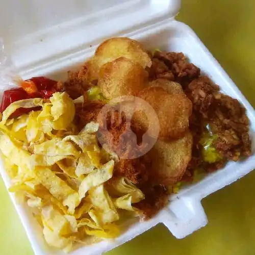 Gambar Makanan Nasi Kuning Nyah Vivi, Pasar Senin 12