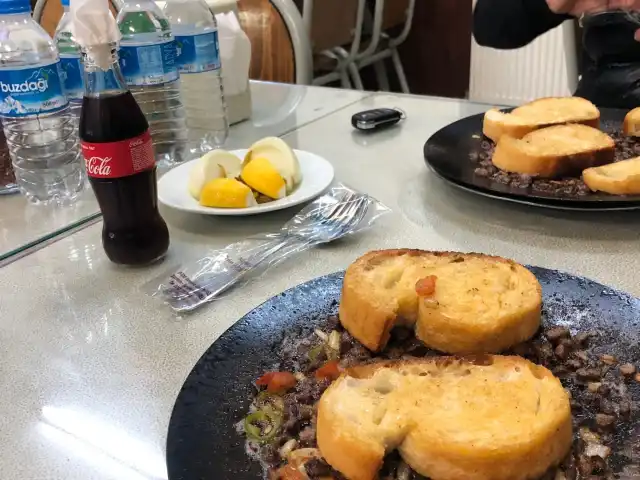 KAVURMACI UZUNTARLA'nin yemek ve ambiyans fotoğrafları 5