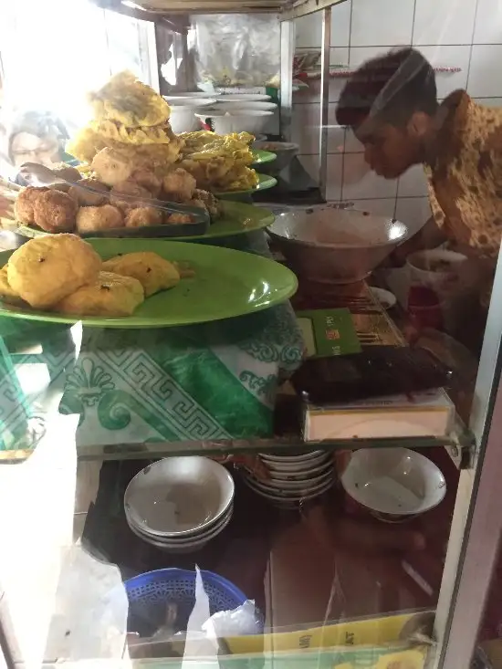 Gambar Makanan Soto Betawi Djimat 7