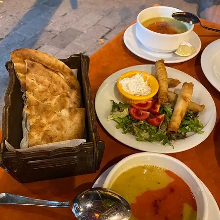 İstanbul Kitchen Cafe Restaurant'nin yemek ve ambiyans fotoğrafları 42