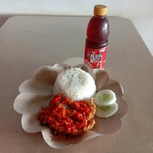 Gambar Makanan Ayam Goreng Pelangi, Poros Barombong 10