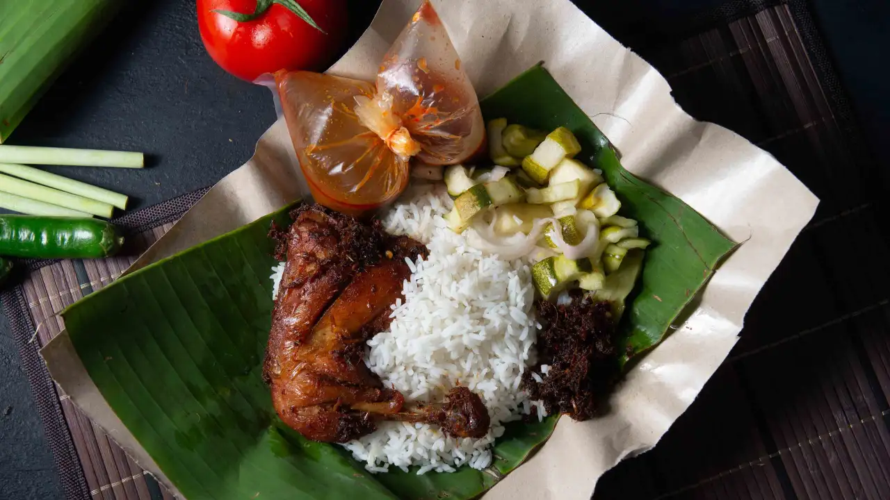 Pok Kiey Nasi Kukus