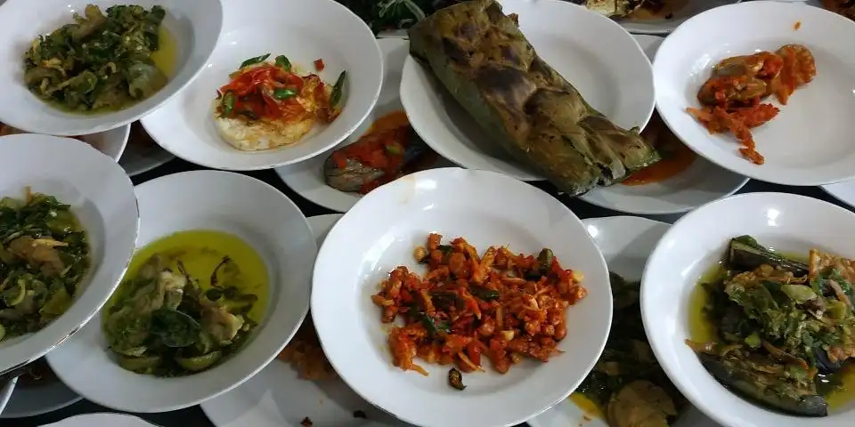 Restauran Sederhana Masakan Padang, Polda