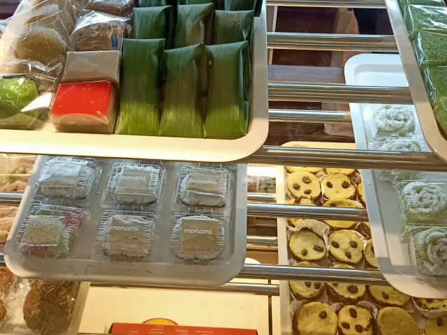 Gambar Makanan Bakery Monami 6