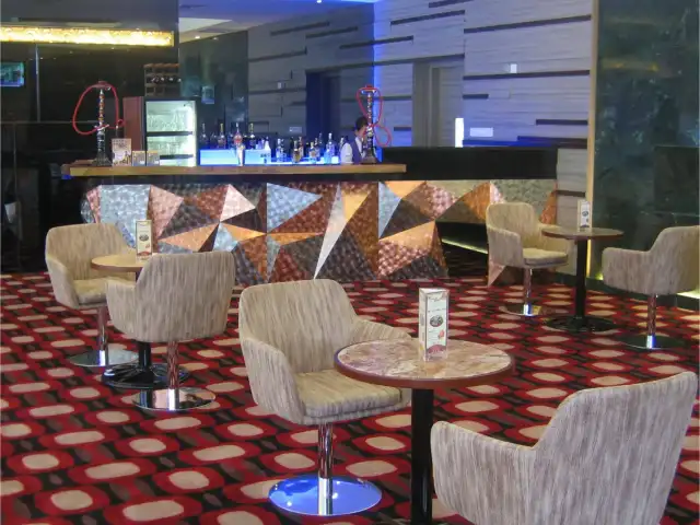 Gambar Makanan Esquire Lounge - Sunlake Hotel 3
