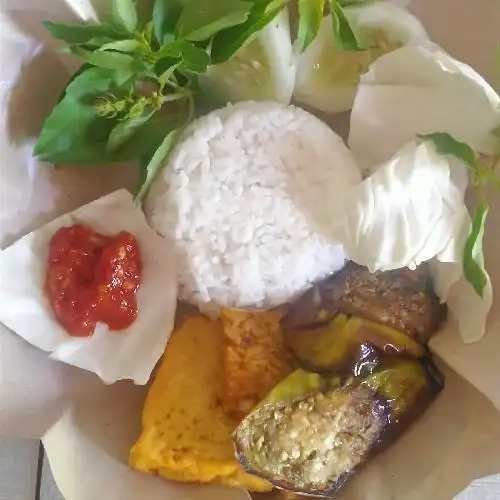 Gambar Makanan Lalapan crispy Bu Nul, Blimbing 18