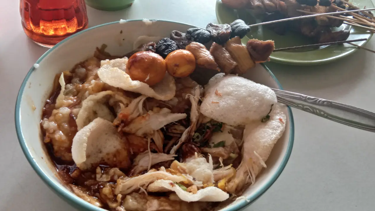 Bubur Ayam Spesial Bang Jaya