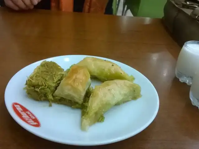 Baklavacı Gaziburma Ünal'nin yemek ve ambiyans fotoğrafları 26