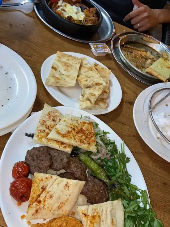 01 Adana Kebapçısı'nin yemek ve ambiyans fotoğrafları 4