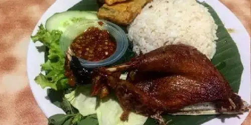 Nasi Bebek Mercon Khas Madura