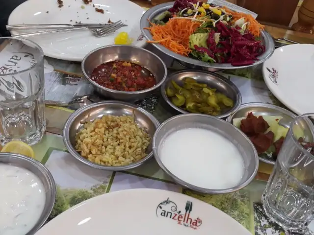Urfa Anzelha Sofrası'nin yemek ve ambiyans fotoğrafları 7