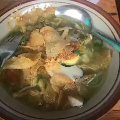 Soto Ayam Pak Hartono