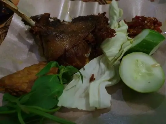 Gambar Makanan Nasi Uduk Bebek Goreng Bu Bibit 5