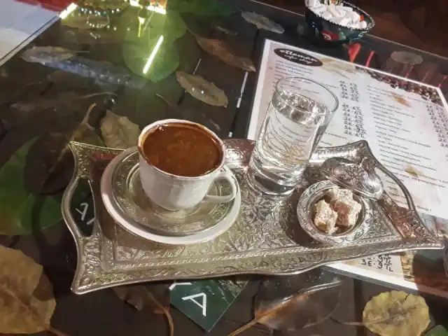 OTTOMAN TURKİSH CAFFE'nin yemek ve ambiyans fotoğrafları 15