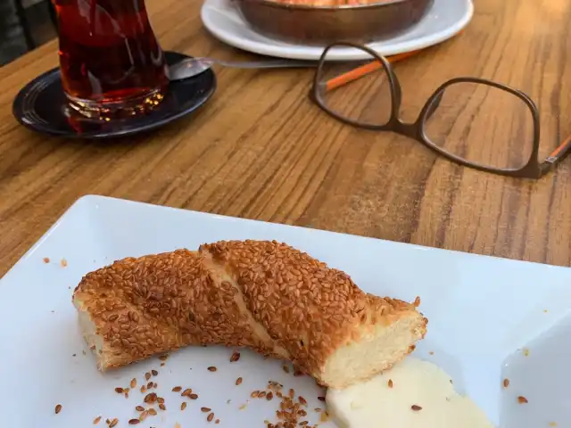 İşler Cafe Patisserie'nin yemek ve ambiyans fotoğrafları 4