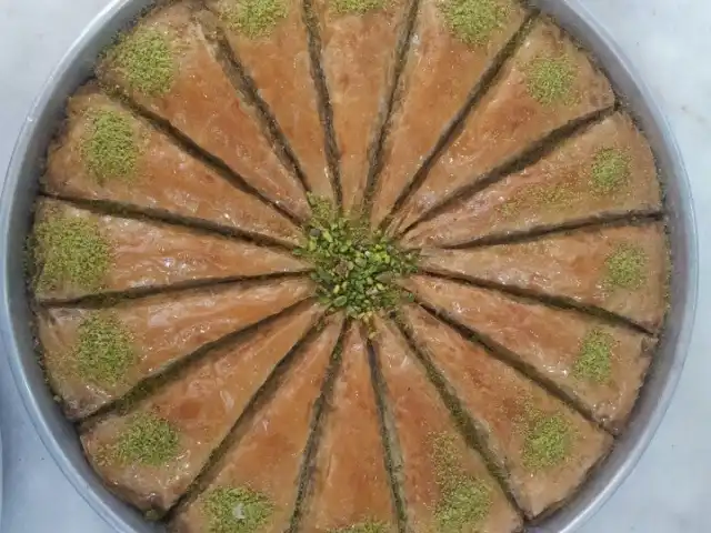 Yaşaroğlu Baklavaları'nin yemek ve ambiyans fotoğrafları 4