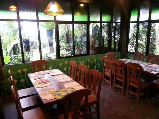Concha's Garden Cafe Food Photo 3