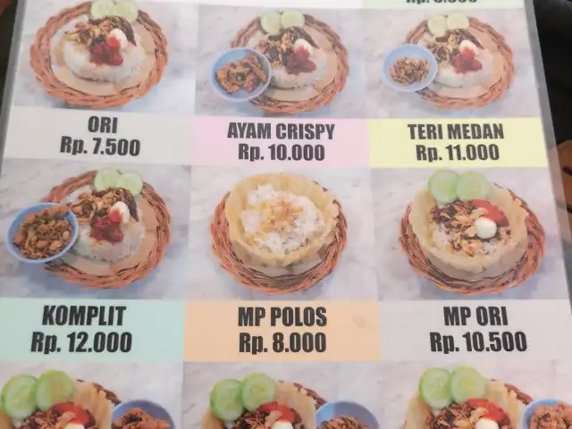 Gambar Makanan Mie Kado Mangkok Pangsit 4