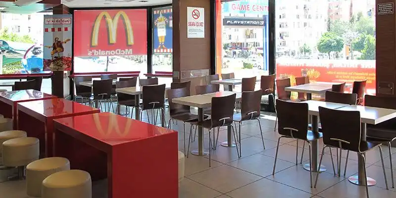 McDonald's'nin yemek ve ambiyans fotoğrafları 2