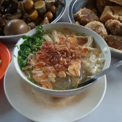 Soto Ayam Dargo Pak Tanto