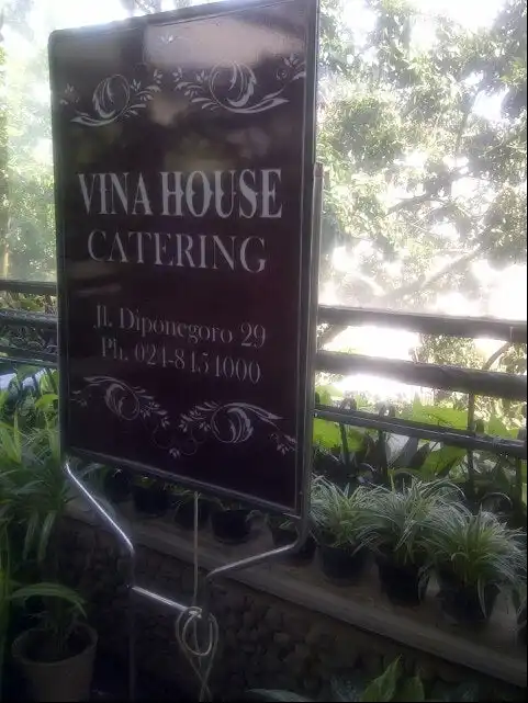 Gambar Makanan Vina House Resto and Lounge 9