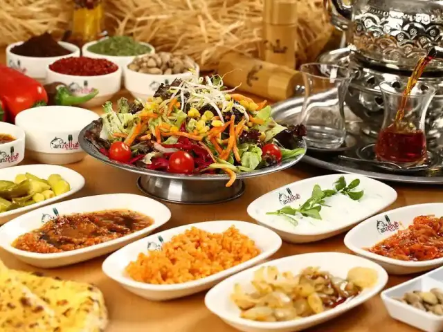 Urfa Anzelha Sofrası'nin yemek ve ambiyans fotoğrafları 23