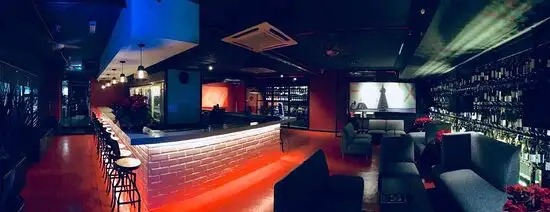 dwp Bar KL