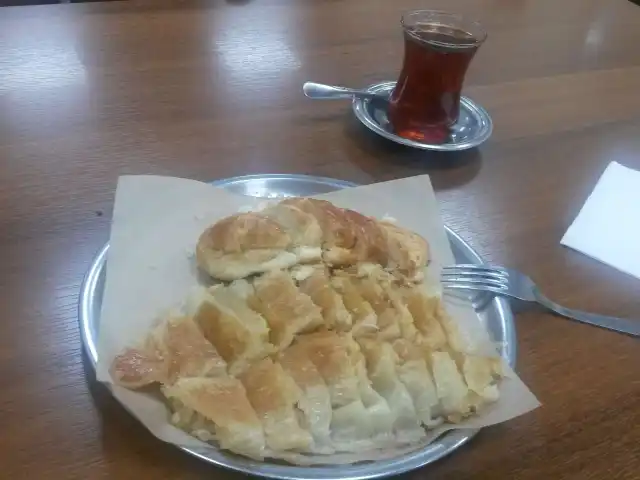 Kadıköy Merkez Börekçisi'nin yemek ve ambiyans fotoğrafları 11