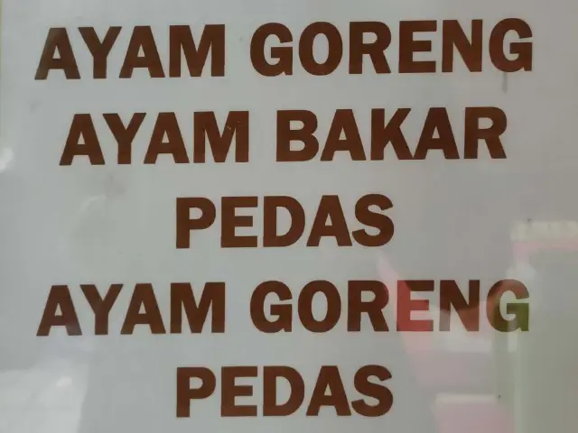 Gambar Makanan AyamGeprekPengkolanBuYeti 2