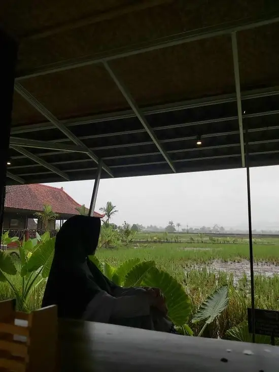 Gambar Makanan RM Saung Ranggon 20