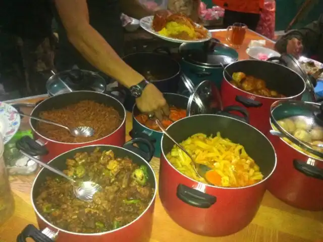 Gambar Makanan Nasi Kuning Ibu (Malam) 3