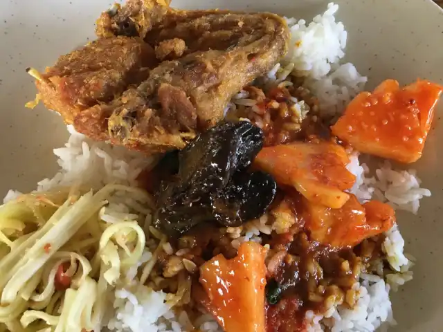 Kedai Makan Kampung Ismail & Shaharom Food Photo 1