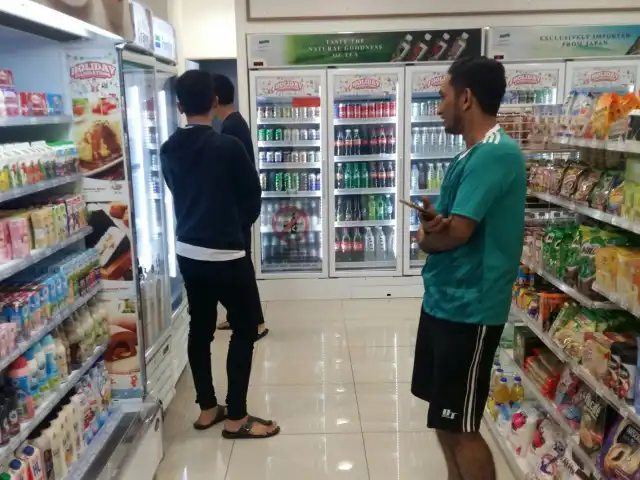 Family Mart Selayang Food Photo 14