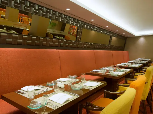 Gambar Makanan La Brasserie - Le Meridien Hotel 16